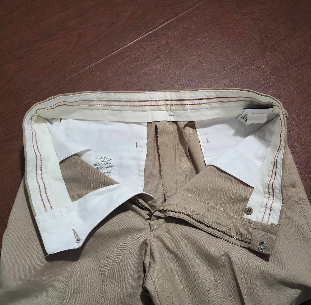 NWOT ... Original Classic Men's Khaki Pants - Picture 5 of 9